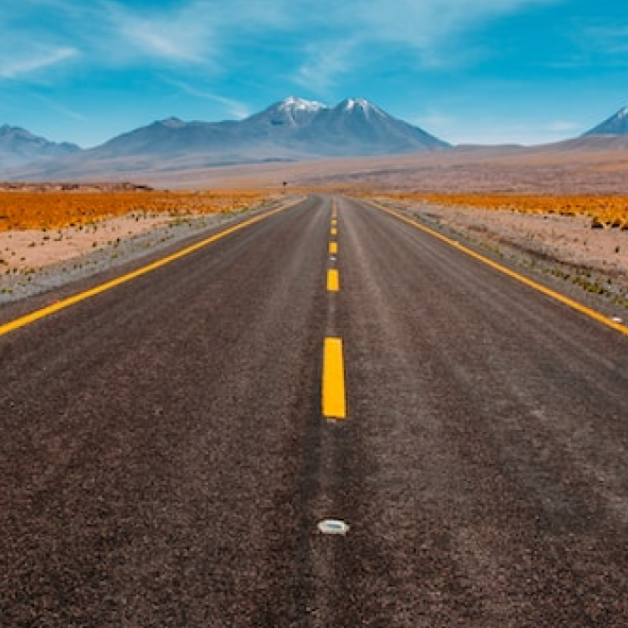 How to Navigate Product Roadmaps: 2024 Guide